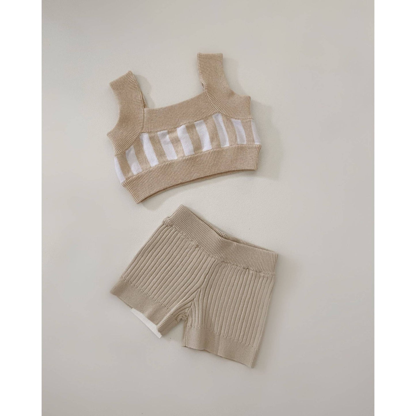The Dune Knit Shorts - Sand